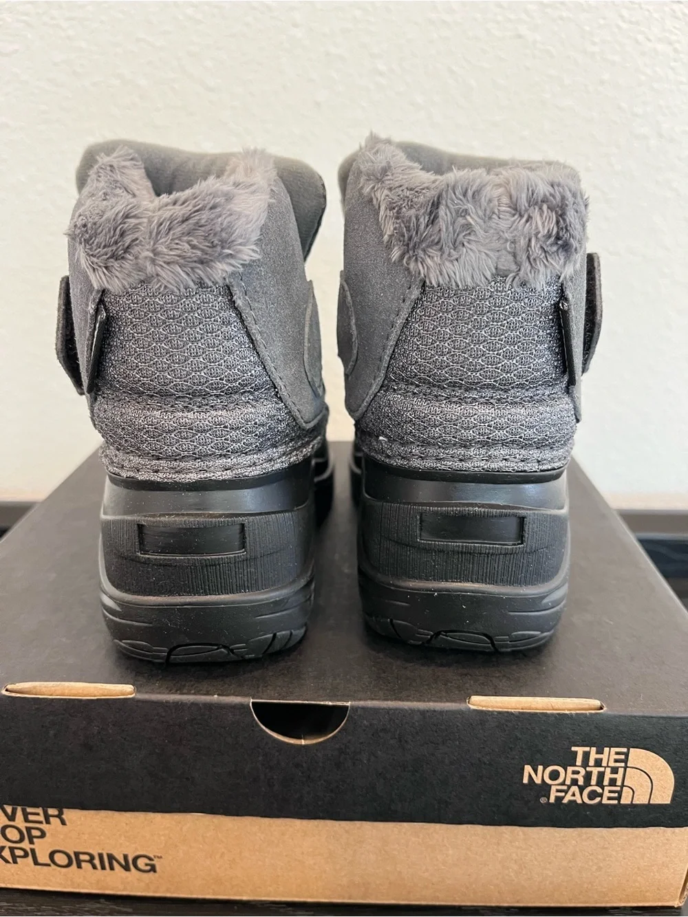 NEW North Face Snow Boots